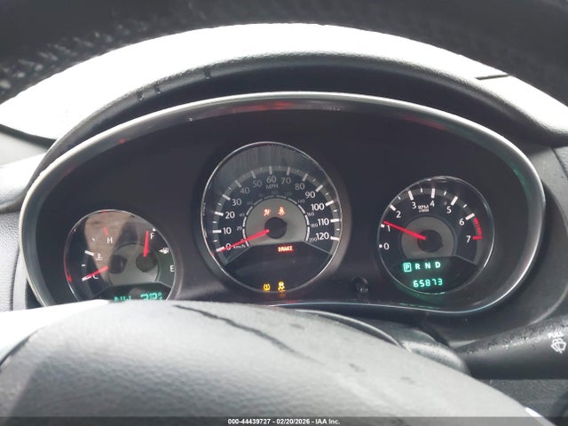 44439727 :رقم المزاد ، 1C3BC2FB1BN600914 vin ، 2011 Chrysler 200 Limited مزاد بيع