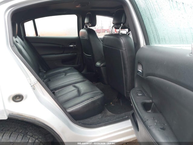 44439727 :رقم المزاد ، 1C3BC2FB1BN600914 vin ، 2011 Chrysler 200 Limited مزاد بيع