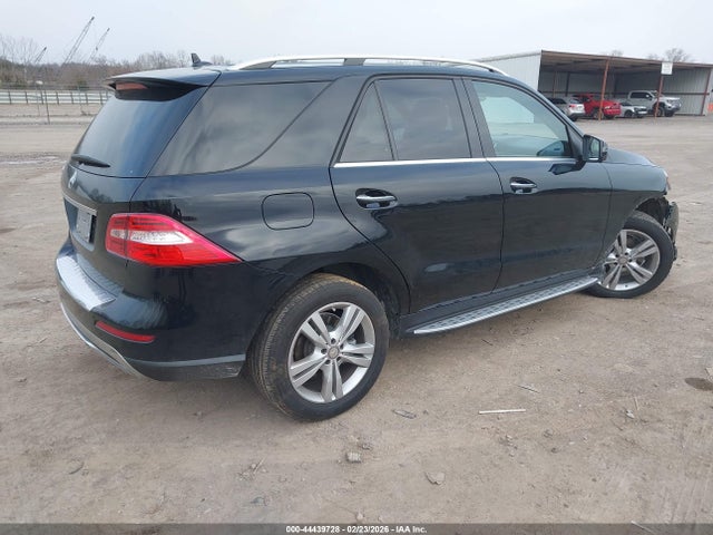 2014 MERCEDES-BENZ ML 350 4JGDA5JB7EA416913 Photo 3