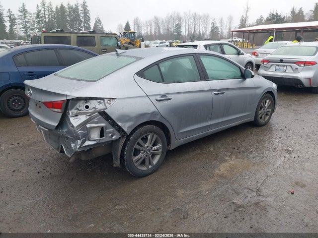 5NPD84LF5HH073607 Hyundai ELANTRA SE