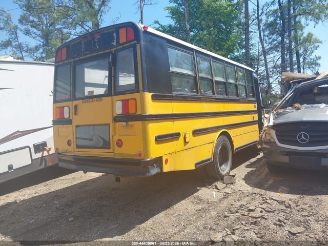 44439861 :رقم المزاد ، 4UZABPCTX7CX54850 vin ، 2007 Freightliner Chassis B2b مزاد بيع