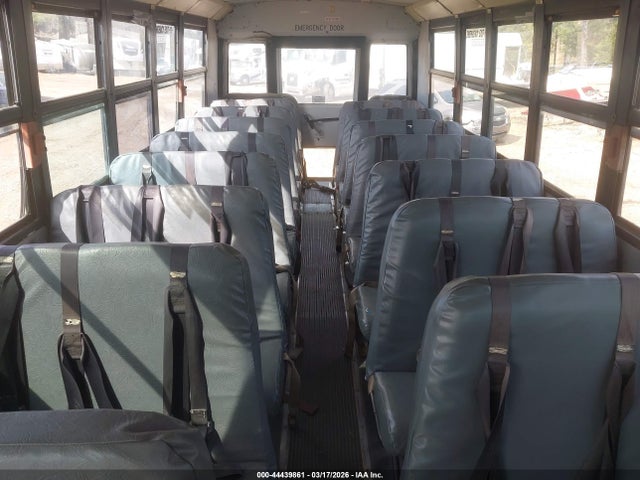 44439861 :رقم المزاد ، 4UZABPCTX7CX54850 vin ، 2007 Freightliner Chassis B2b مزاد بيع