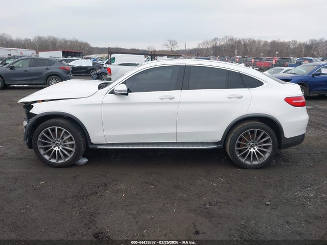 2018 Mercedes-benz Glc 300 Coupe 4matic მანქანა იყიდება აუქციონზე, vin: WDC0J4KB0JF470637, აუქციონის ნომერი: 44439897