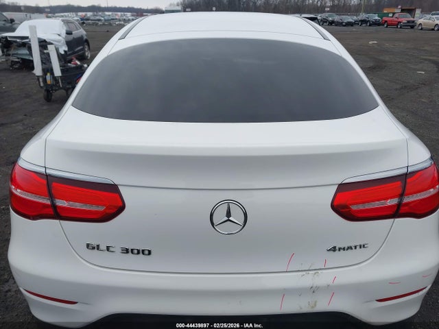2018 Mercedes-benz Glc 300 Coupe 4matic მანქანა იყიდება აუქციონზე, vin: WDC0J4KB0JF470637, აუქციონის ნომერი: 44439897