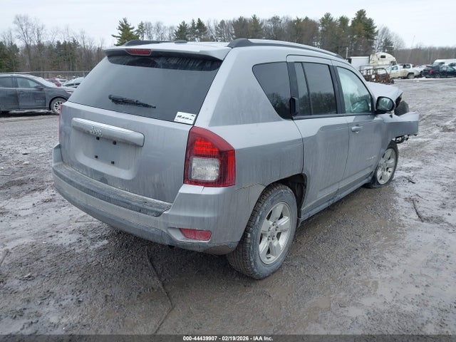44439907 :رقم المزاد ، 1C4NJCBA9GD643380 vin ، 2016 Jeep Compass Sport مزاد بيع