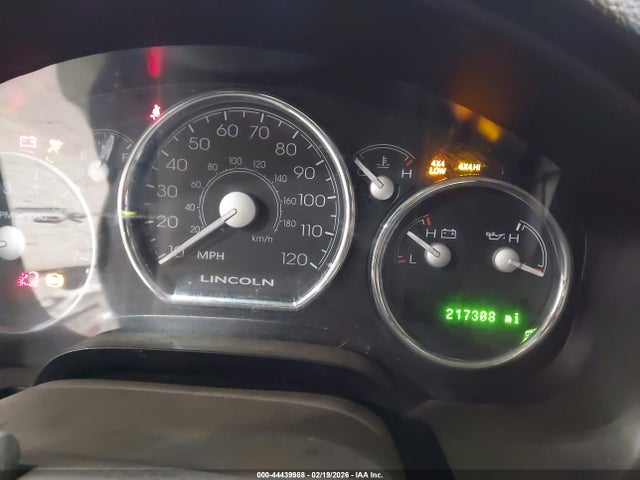 2006 LINCOLN MARK LT 5LTPW18506FJ11704 Photo 6