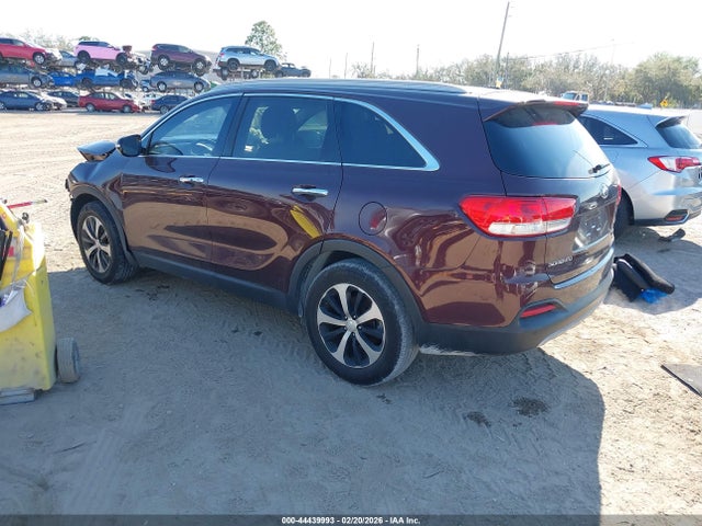 2017 KIA SORENTO 5XYPH4A11HG212417 Photo 2