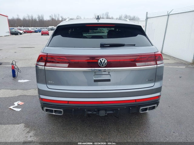 2024 Volkswagen Atlas Cross Sport 2.0t Sel Premium R-line მანქანა იყიდება აუქციონზე, vin: 1V2FE2CA0RC239604, აუქციონის ნომერი: 44439996