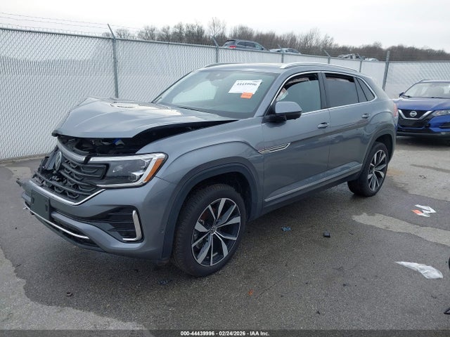 2024 Volkswagen Atlas Cross Sport 2.0t Sel Premium R-line მანქანა იყიდება აუქციონზე, vin: 1V2FE2CA0RC239604, აუქციონის ნომერი: 44439996