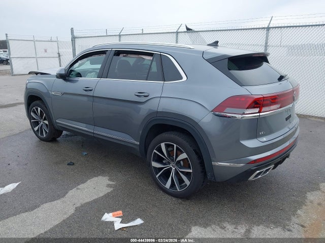 2024 Volkswagen Atlas Cross Sport 2.0t Sel Premium R-line მანქანა იყიდება აუქციონზე, vin: 1V2FE2CA0RC239604, აუქციონის ნომერი: 44439996