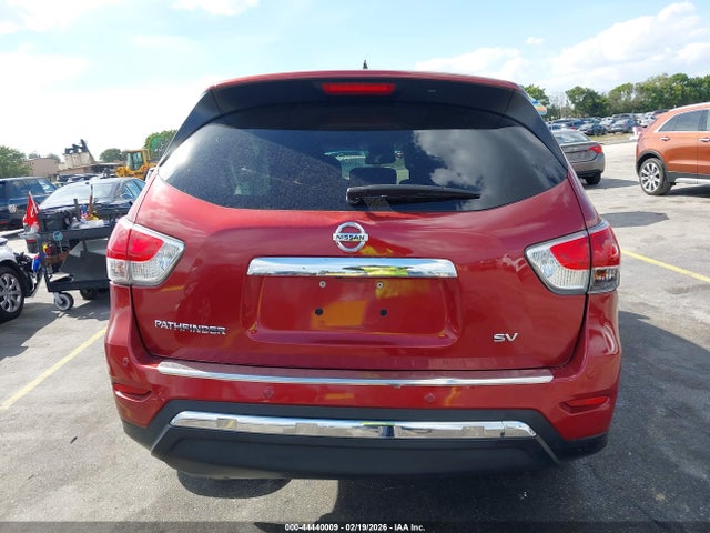 Продажа на аукционе авто 2015 Nissan Pathfinder Sv, vin: 5N1AR2MN2FC704926, номер лота: 44440009