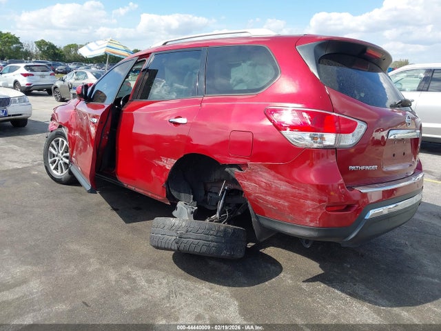 Продажа на аукционе авто 2015 Nissan Pathfinder Sv, vin: 5N1AR2MN2FC704926, номер лота: 44440009
