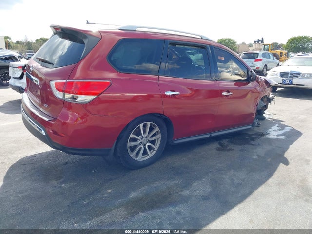 Продажа на аукционе авто 2015 Nissan Pathfinder Sv, vin: 5N1AR2MN2FC704926, номер лота: 44440009