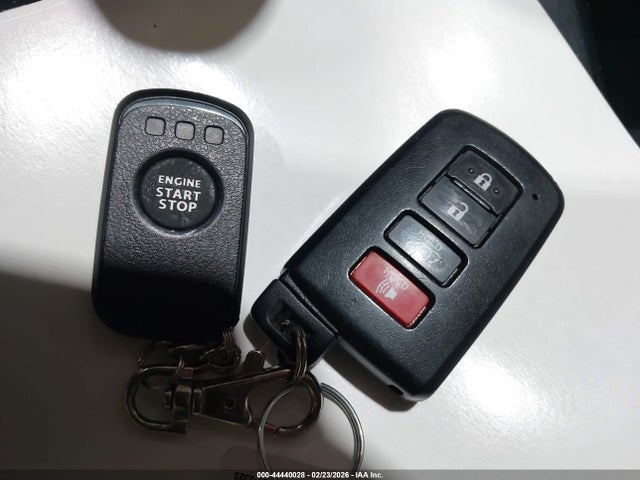 2016 TOYOTA RAV4 JTMJFREV0GJ070534 Photo 10