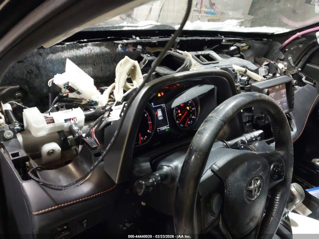 2016 TOYOTA RAV4 JTMJFREV0GJ070534 Photo 5