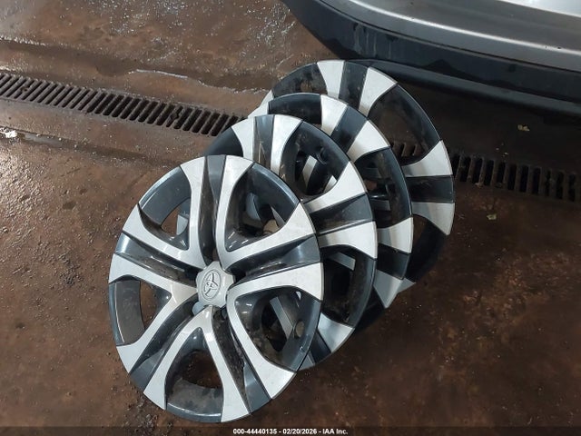Toyota RAV4 LE 2017 2T3BFREV2HW662508 Image 12