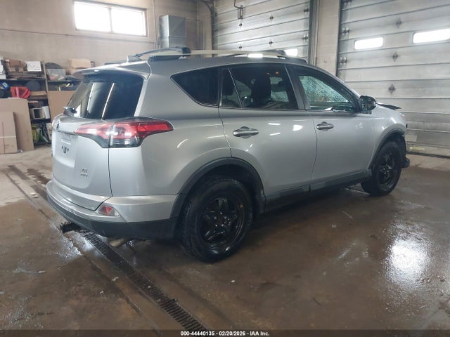 Toyota RAV4 LE 2017 2T3BFREV2HW662508 Image 4