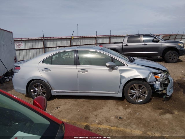 2010 Lexus Hs 250h მანქანა იყიდება აუქციონზე, vin: JTHBB1BA8A2020046, აუქციონის ნომერი: 44440139