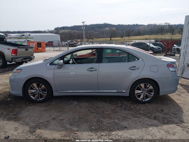 2010 Lexus Hs 250h მანქანა იყიდება აუქციონზე, vin: JTHBB1BA8A2020046, აუქციონის ნომერი: 44440139