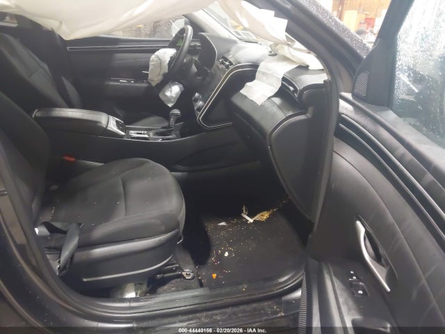 2023 HYUNDAI TUCSON 5NMJBCAE8PH261932 Photo 4