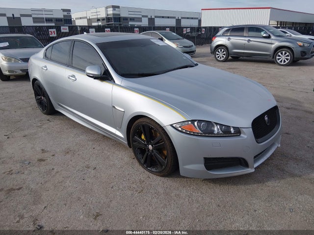 2015 JAGUAR XF SAJWA0F78F8U67951 Photo 0