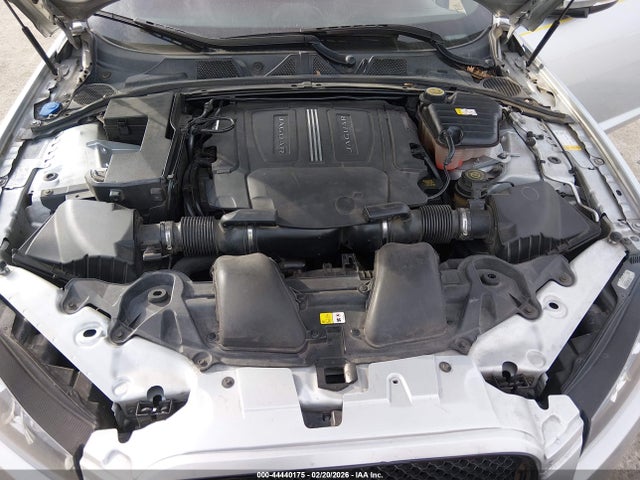 2015 JAGUAR XF SAJWA0F78F8U67951 Photo 9