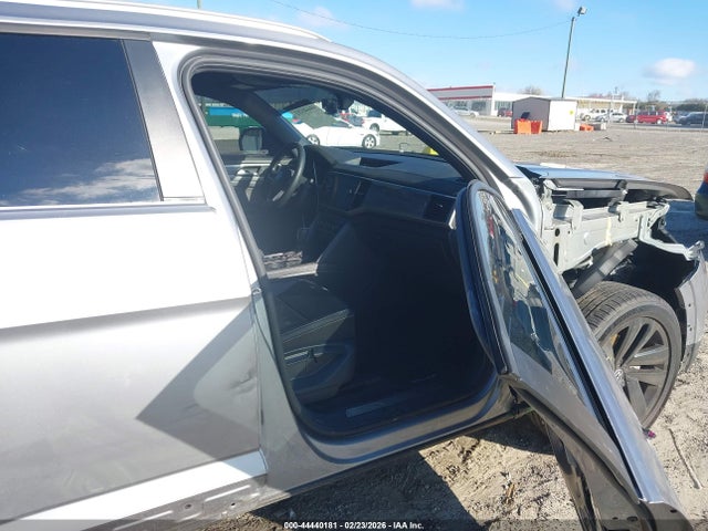 Продажа на аукционе авто 2021 Volkswagen Atlas Cross Sport 2.0t Se W/technology, vin: 1V2WC2CA8MC241583, номер лота: 44440181