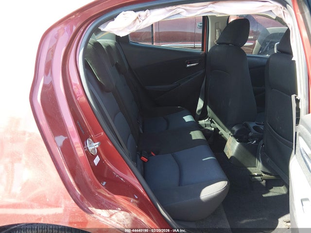 3MYDLBYV3JY322404 Toyota YARIS IA