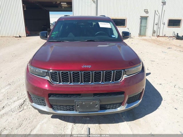 1C4RJJAG5P8867055 Jeep Grand Cherokee L Laredo 4x2