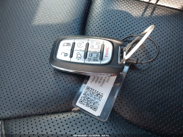 2025 CHRYSLER PACIFICA 2C4RC1GGXSR523719 Photo 10