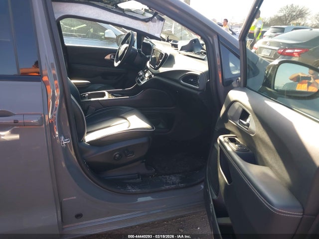 2025 CHRYSLER PACIFICA 2C4RC1GGXSR523719 Photo 4