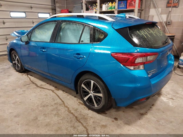4S3GTAD6XP3710056 Subaru Impreza Premium 5-door