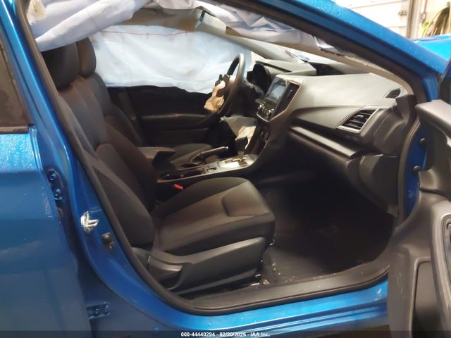 4S3GTAD6XP3710056 Subaru Impreza Premium 5-door