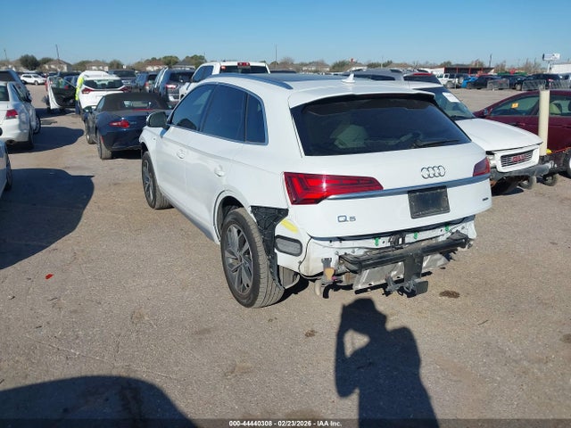 2023 AUDI Q5 WA1EAAFY1P2100137 Photo 2
