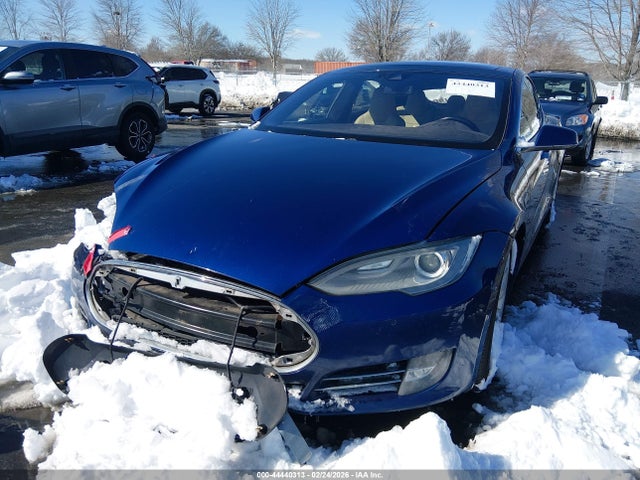 2016 TESLA MODEL S 5YJSA1E20GF136470 Photo 1