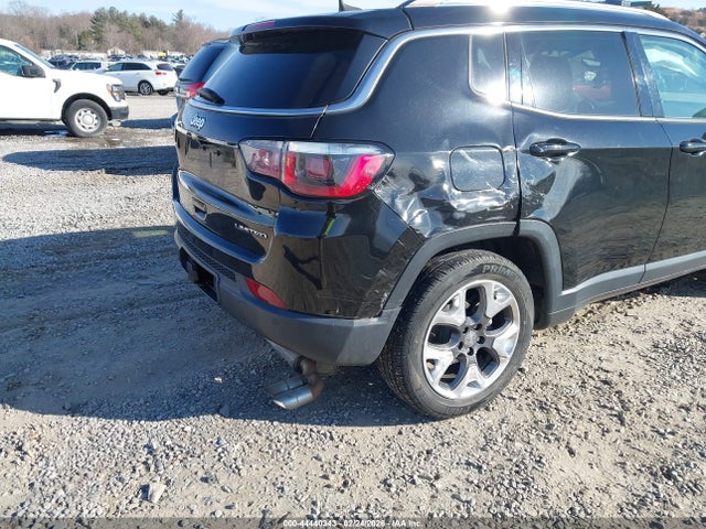 3C4NJCCB2JT122042 Jeep Compass Limited Fwd