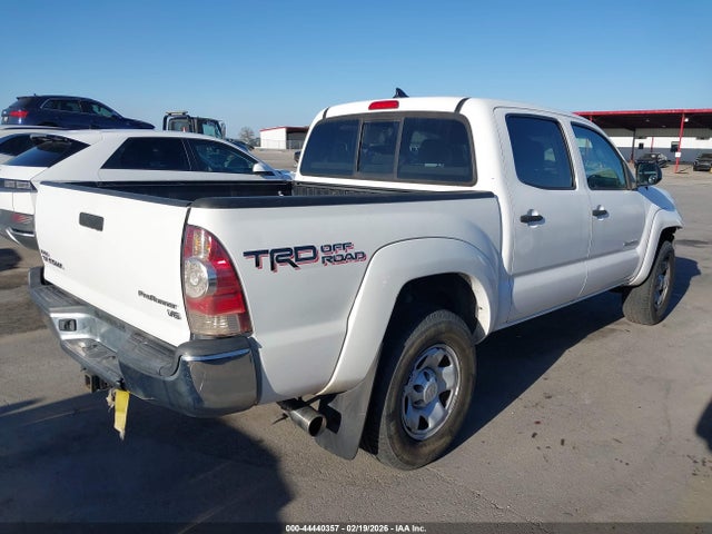 Toyota Tacoma Prerunner V6 2015 3TMJU4GN3FM187645 Image 4