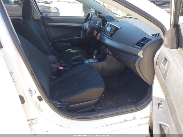 Mitsubishi LANCER ES 2015 JA32U2FU5FU013832 Image 5