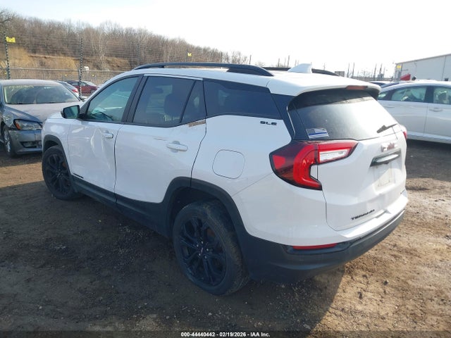 2022 GMC TERRAIN 3GKALTEV0NL175428 Photo 2