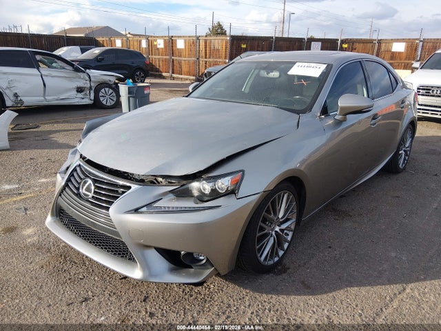 44440454 :رقم المزاد ، JTHCM1D2XG5010856 vin ، 2016 Lexus Is 300 مزاد بيع