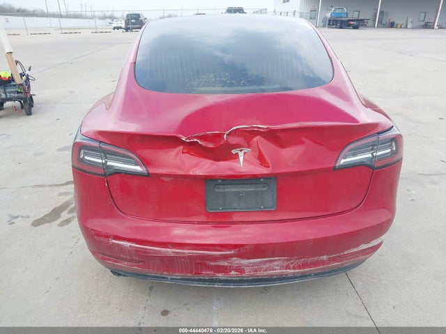 5YJ3E1EA2KF413211 Tesla MODEL 3