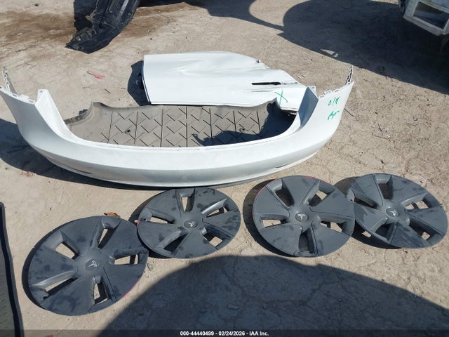 2023 Tesla Model 3 Rear-wheel Drive მანქანა იყიდება აუქციონზე, vin: 5YJ3E1EA0PF401226, აუქციონის ნომერი: 44440499