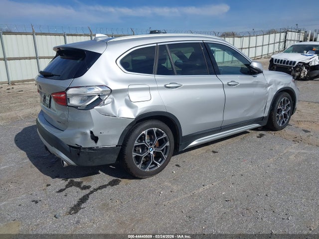 2020 BMW X1 WBXJG9C05L5R74518 Photo 3