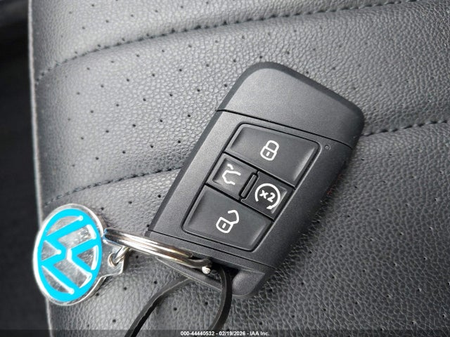 Продаж на аукціоні авто 2024 Volkswagen Tiguan 2.0t Se/2.0t Wolfsburg Edition, vin: 3VVMB7AX5RM201937, номер лоту: 44440532