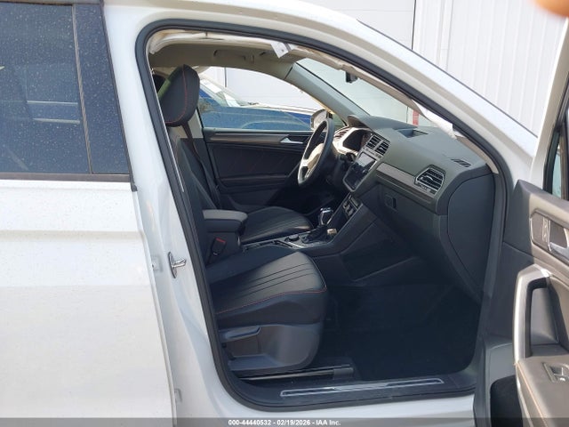 Продаж на аукціоні авто 2024 Volkswagen Tiguan 2.0t Se/2.0t Wolfsburg Edition, vin: 3VVMB7AX5RM201937, номер лоту: 44440532