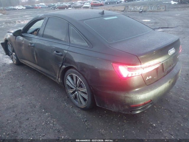 2021 AUDI A6 WAUD8AF25MN042629 Photo 2