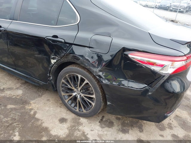 4T1B11HK5KU164742 Toyota CAMRY SE