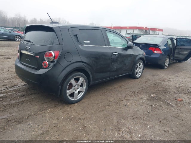 2015 CHEVROLET SONIC 1G1JE6SB9F4110191 Photo 3
