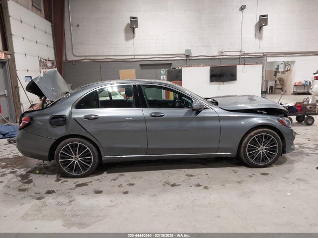 2019 Mercedes-benz C 300 4matic მანქანა იყიდება აუქციონზე, vin: 55SWF8EB2KU289161, აუქციონის ნომერი: 44440560