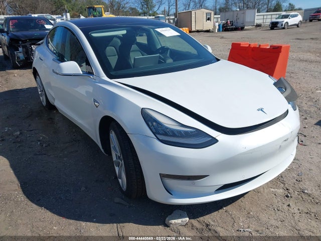 2018 TESLA MODEL 3 5YJ3E1EB6JF117826 Photo 0